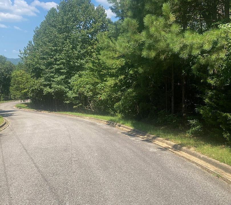 1st image of 630 Fern Creek Dr #1