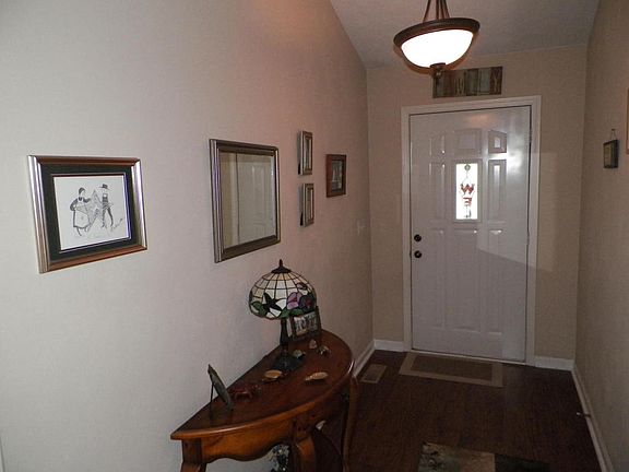 5th image of 806 Alta Cir