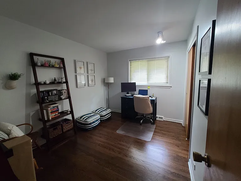 Large back yard, unfenced