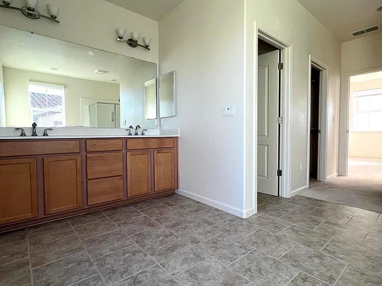2985 Vittoria Loop — Photo 11