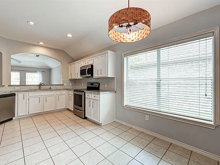 7306 Autumn Aspen Ln — Photo 35