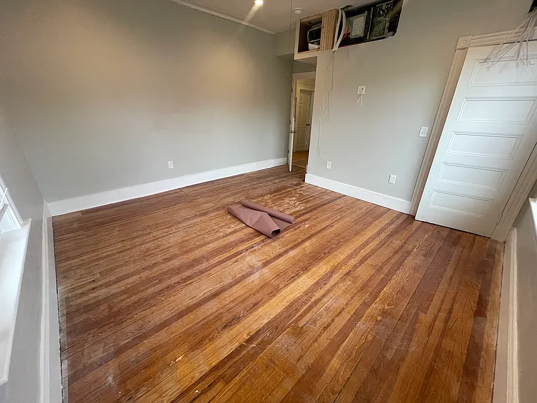 62 Charlotte St #3 — Photo 12