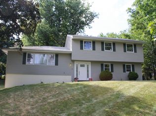 22 Lord Stirling Dr, Parsippany, NJ 07054