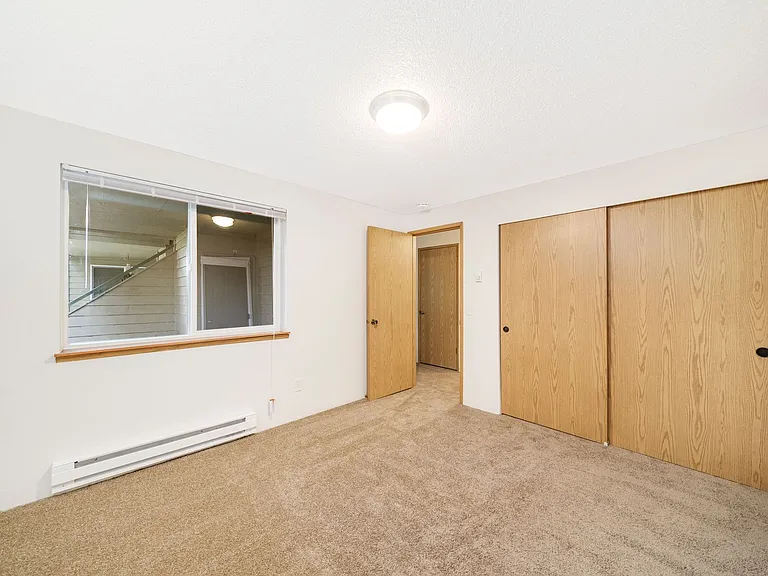 Meadowood Apts — Photo 8