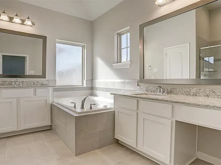 9617 Cambridge Manor Ln — Photo 12