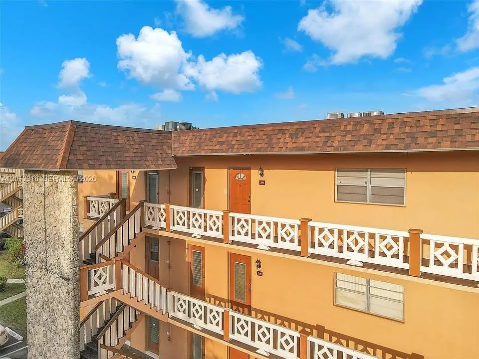 5031 W Oakland Park Blvd #204