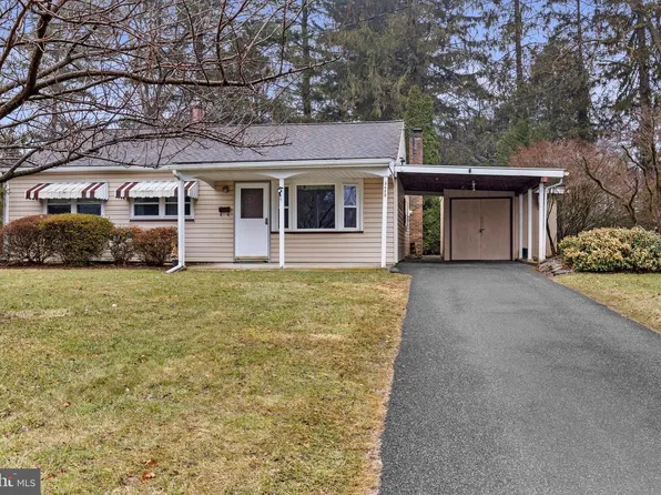 2680 Broad St, East Petersburg, PA 17520