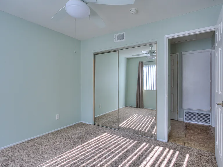 1116 W Blaine St #203 — Photo 26