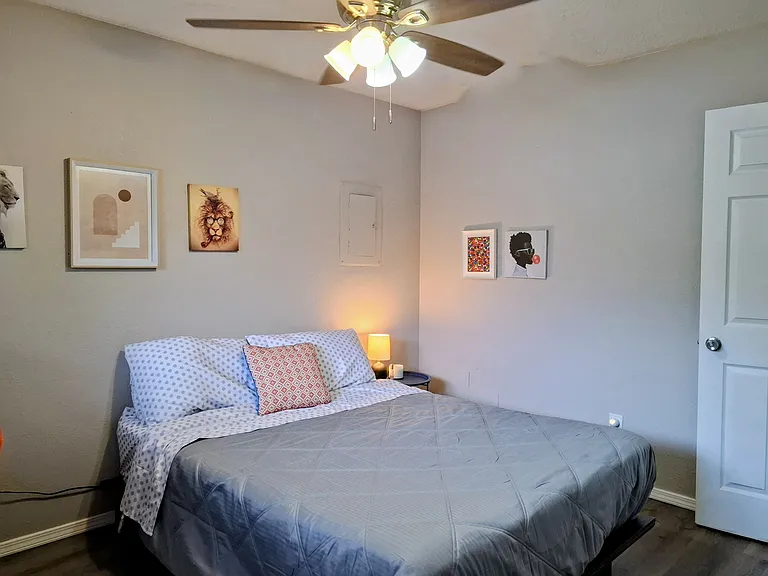 1406 Pennsylvania St NE #4 — Photo 16