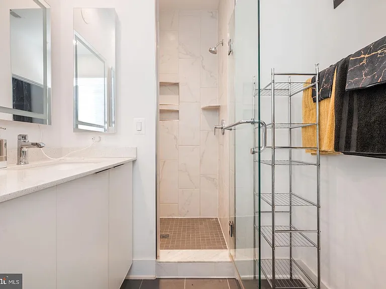 317 Riggs Park Pl NE — Photo 21