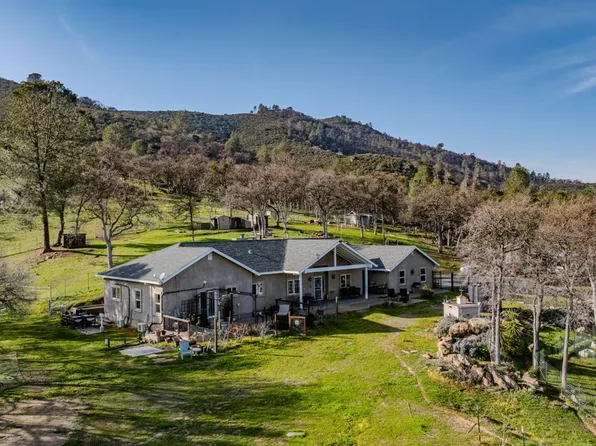 4402 Jaquima Dr, Angels Camp, CA 95222