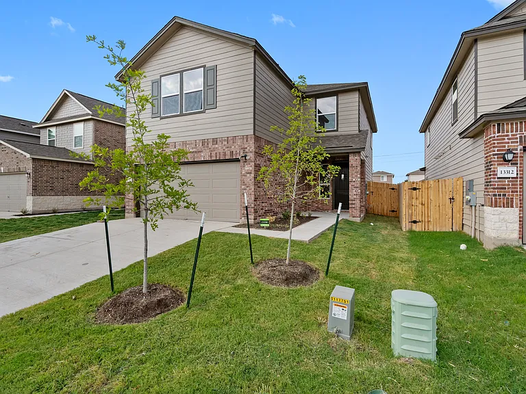 13308 Nancy Reagan St — Photo 2
