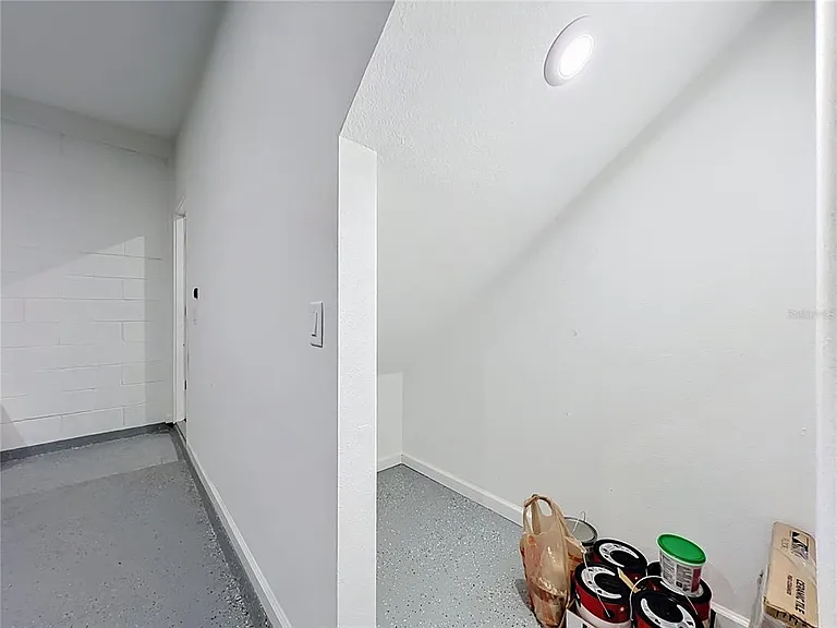 9848 Walkway Dr — Photo 48