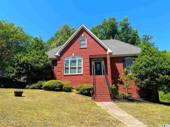 6540 Hemlock St, Trussville, AL 35173