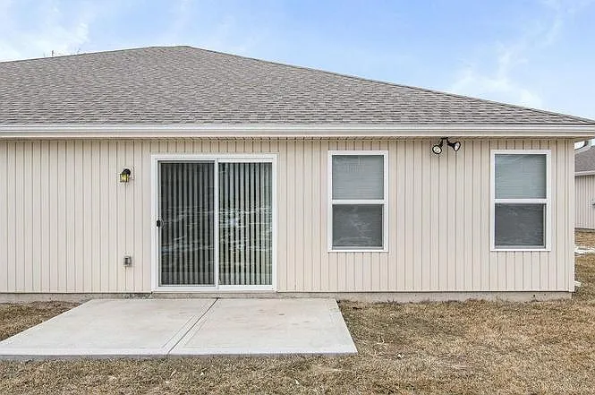 N Robinhood Ave, Kansas City — Photo 3