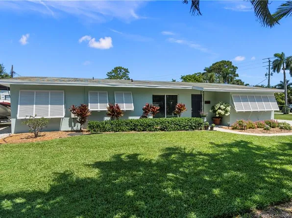 802 SE Stafford Dr, Stuart, FL 34996