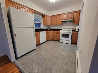 3628 166th St #2F, Flushing, NY 11358
