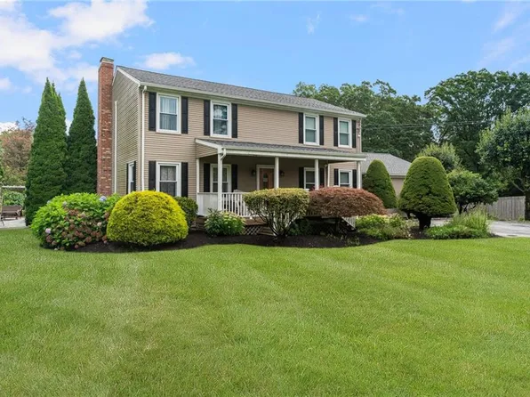 67 Peck Hill Rd, Johnston, RI 02919