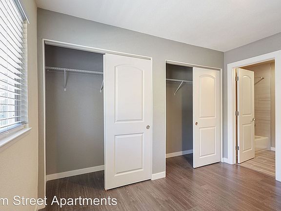 5th image of 1012 Elm St APT 10