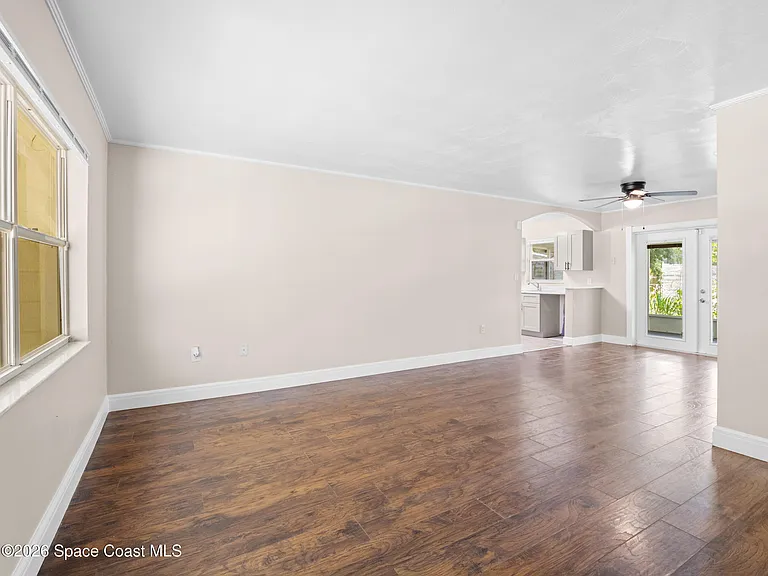 21 Lime Ave — Photo 9