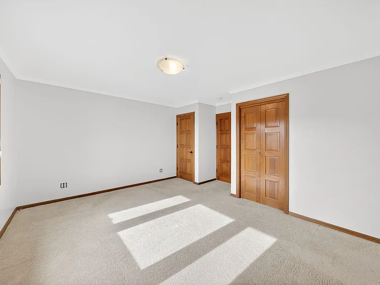18750 Castle Hill Dr — Photo 17