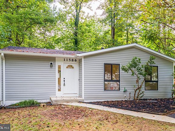 2nd image of 11586 Red Leaf Ct