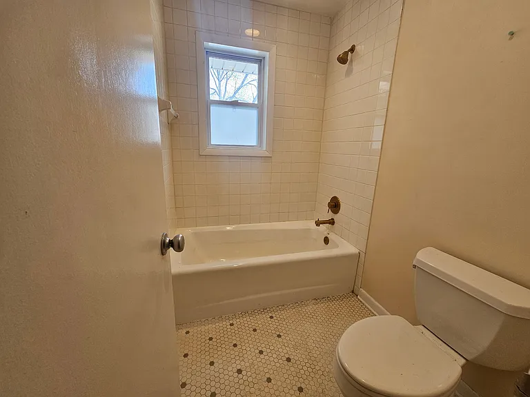 575 Flat Shoals Ave SE #8 — Photo 17