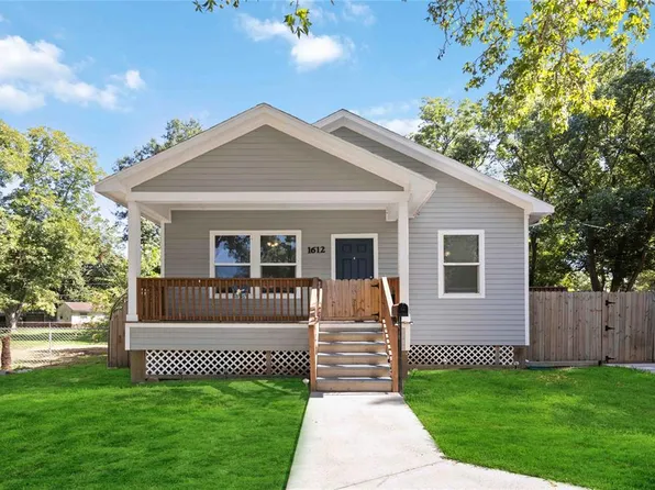 1612 Travis Court, La Marque, TX 77568