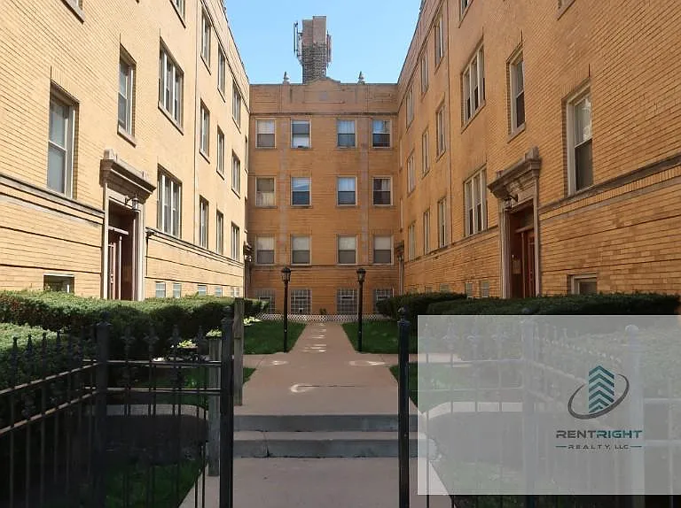 4477 N Elston Ave #303 — Photo 1