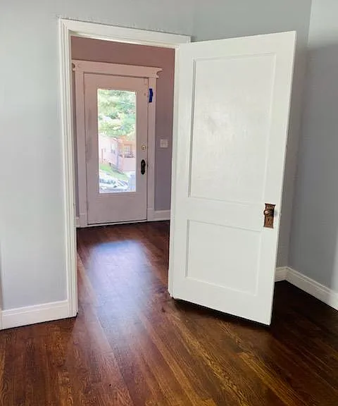438 N Drury Ave — Photo 14