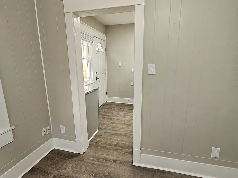 Entry to kitchen from Living room