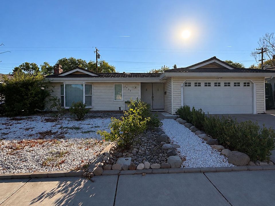 1st image of 2404 Queenaire Ln