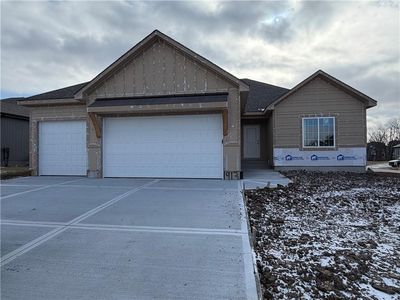 913 SE Hickorywood Dr, Grain Valley, MO, 64029