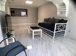 2111 Monroe Ter, Hollywood, FL 33020