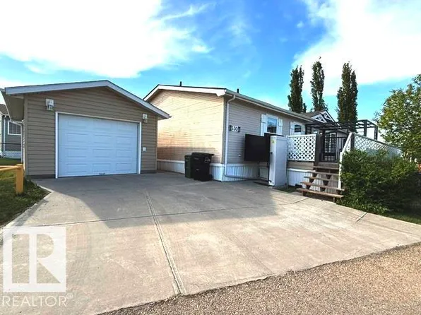 530 Maplewood Cres NW, Edmonton, AB T6P 1H6