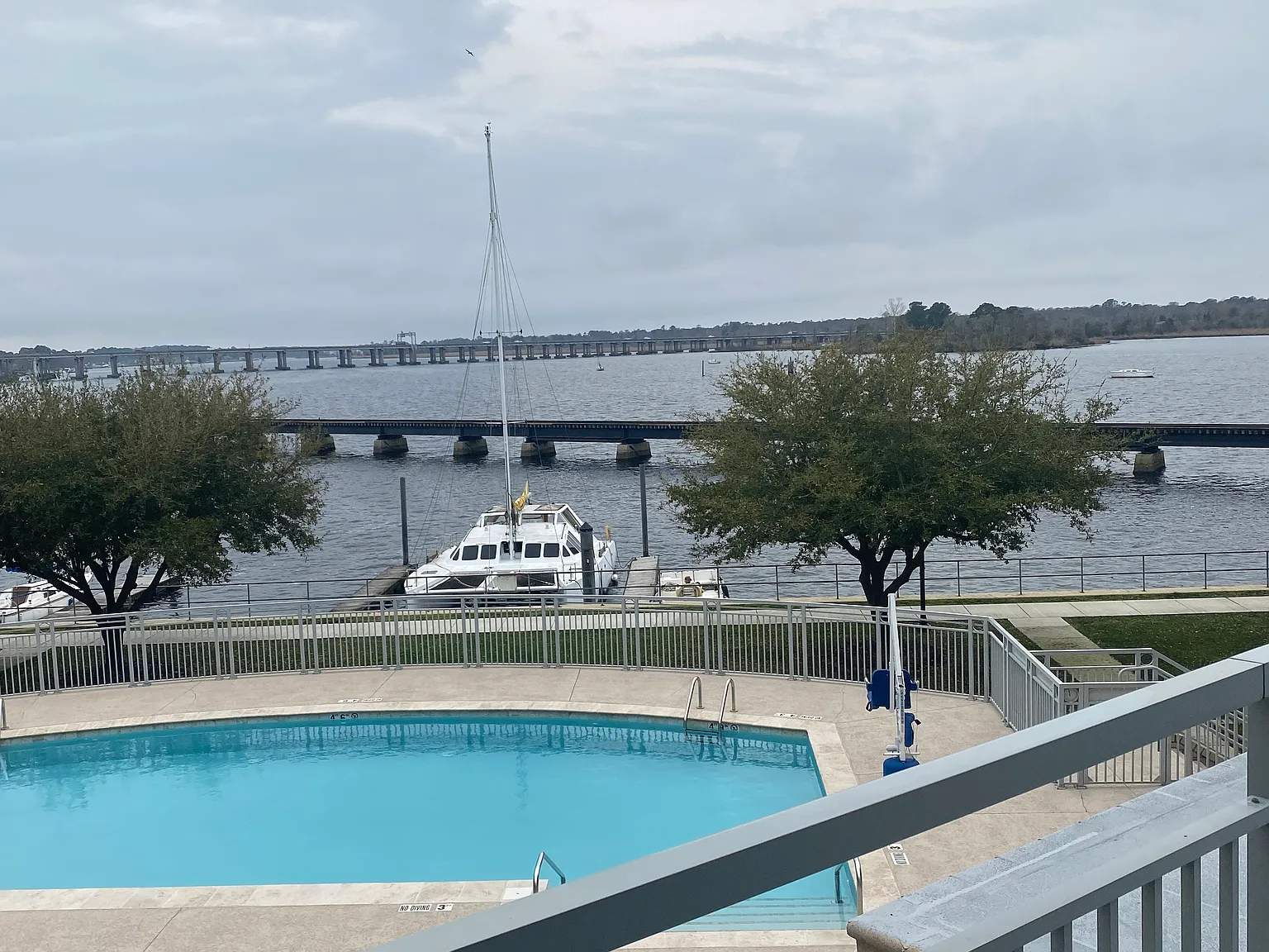 1 bed, 850 sqft, $1,800 — Photo 2