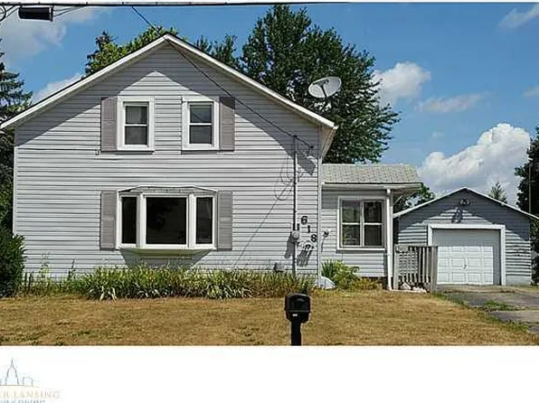 618 W Columbia St, Mason, MI 48854