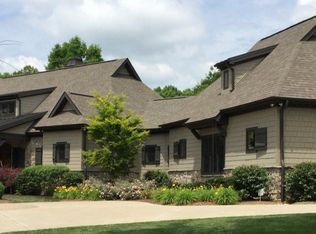 1063 Henderson Ln, Knoxville, TN 37922