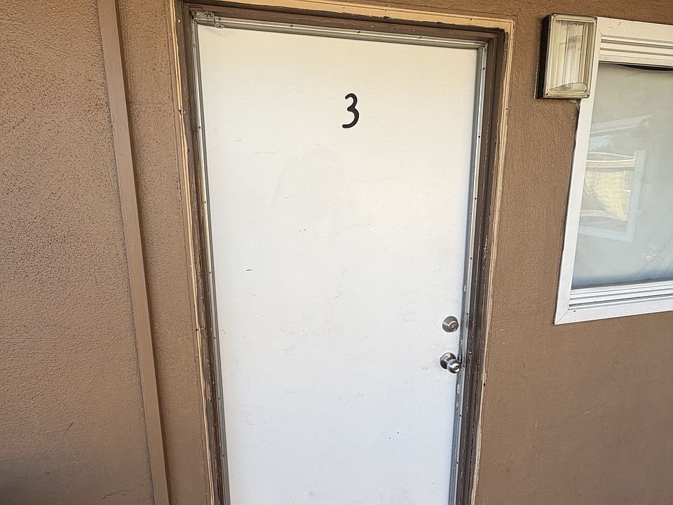1st image of 248 Roosevelt Ave #3