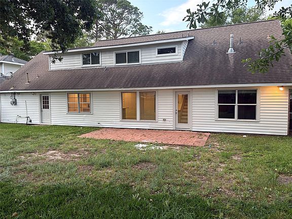 2nd image of 10031 Warwana Rd