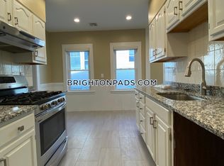 5 Champney St #2A, Brighton, MA 02135