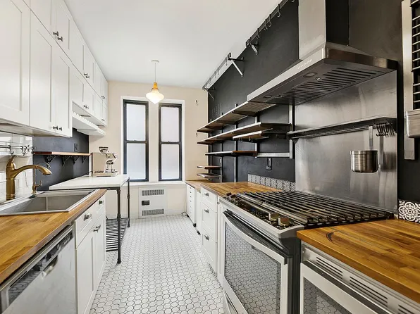 7119 Shore Rd APT 1F, Brooklyn, NY 11209