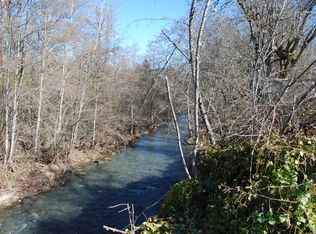 180 Pruden Dr, Grants Pass, OR 97526