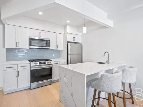 25-74 34th Street #4C, Astoria, NY 11103