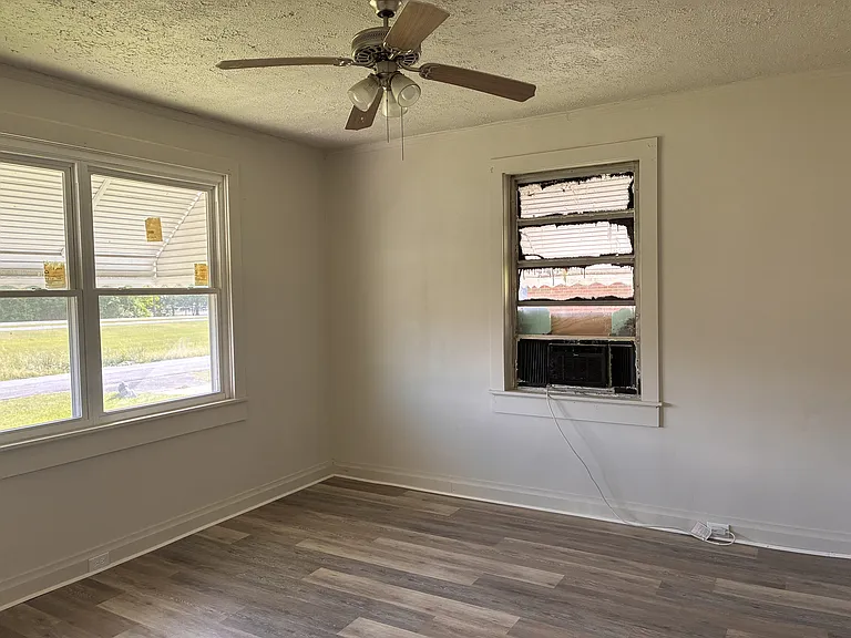 1226 Sizemore St — Photo 4
