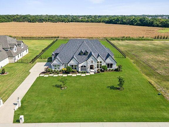 4th image of 7605 Windomere Dr
