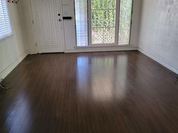 4th image of 942 Havenhurst Dr