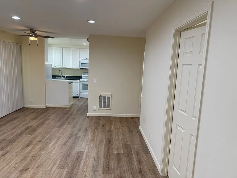 Camelback North Apartments CNM — Photo 35