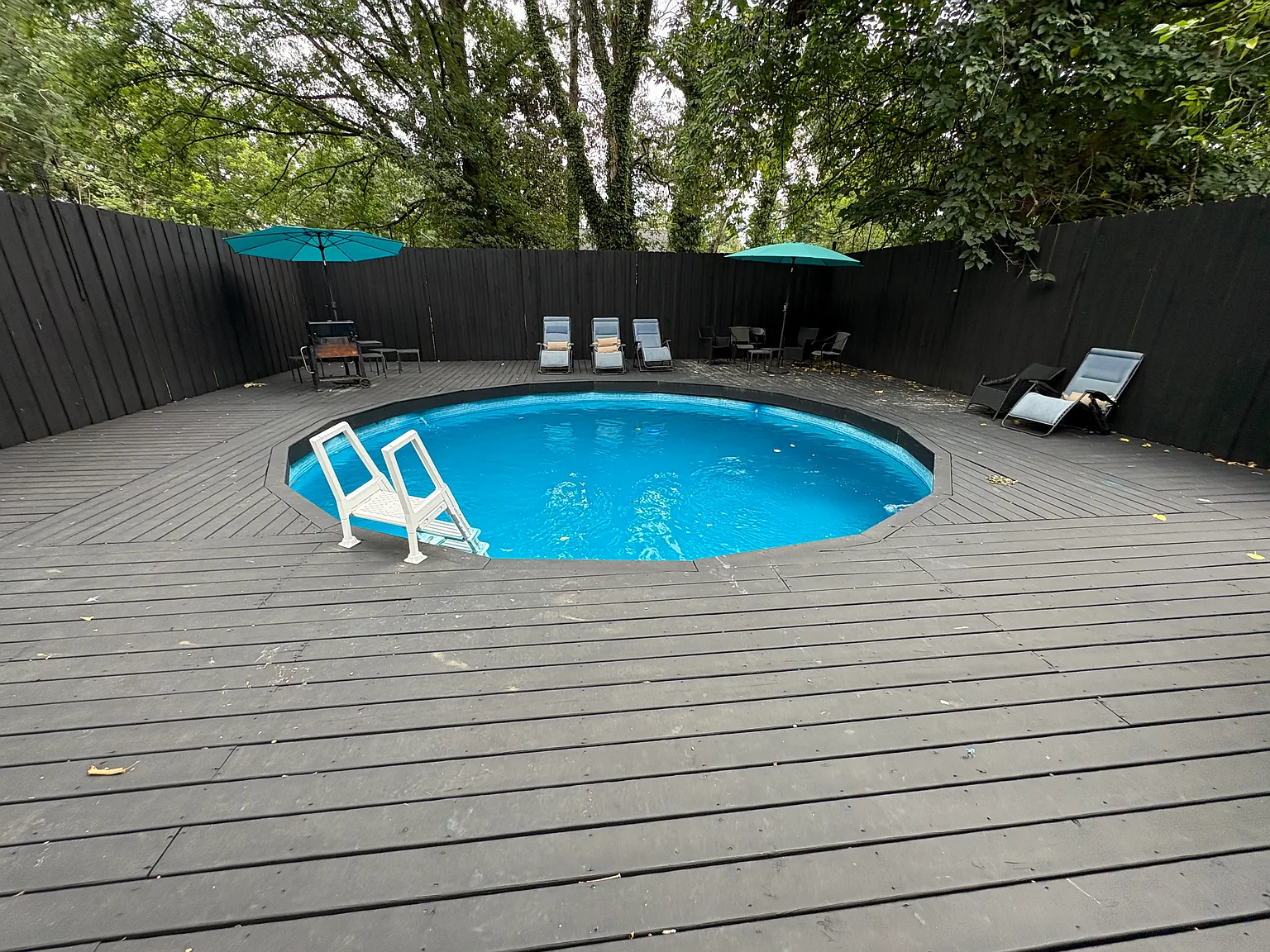 5 bed, 3200 sqft, $5,999 — Photo 3