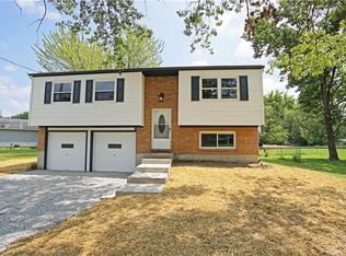 403 Frankfort Dr, Fayetteville, OH 45118
